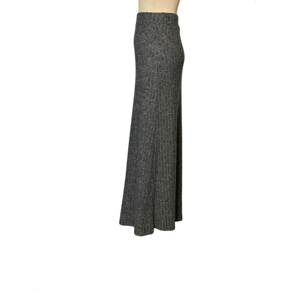 Shein gray knit maxi pencil pull on skirt size 2 - Picture 6 of 15